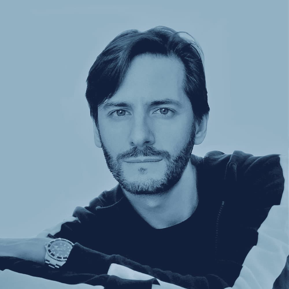 Arturo Tedeschi's avatar