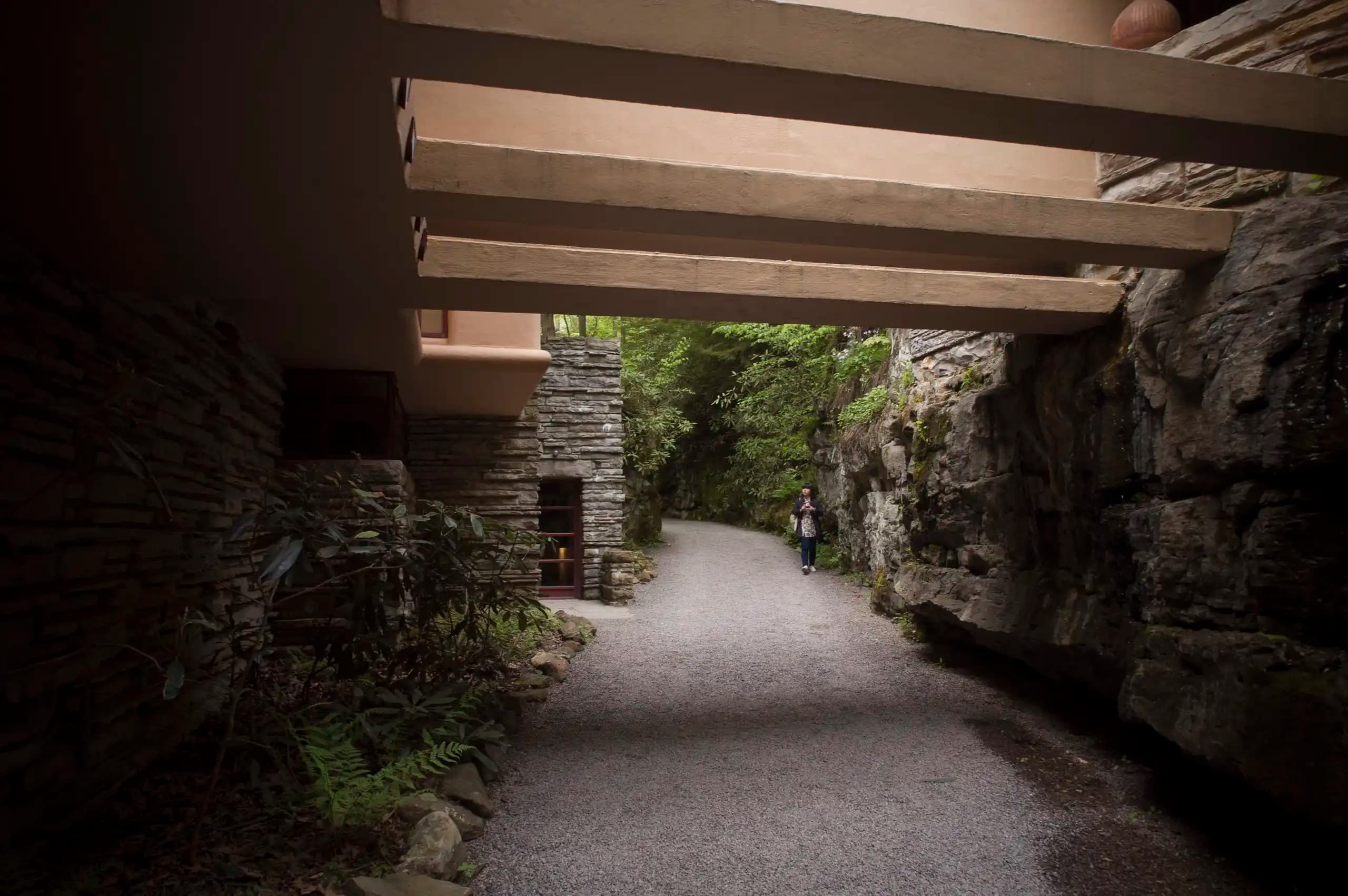 A Masterpiece Integrating with Nature, Frank Lloyd Wright’s Fallingwater House — image 3