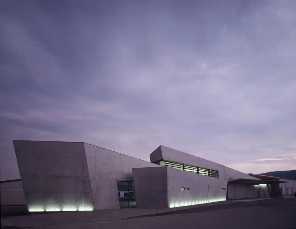 Pioneer of Modern Architecture: Zaha Hadid's 10 Iconic Projects — image 5