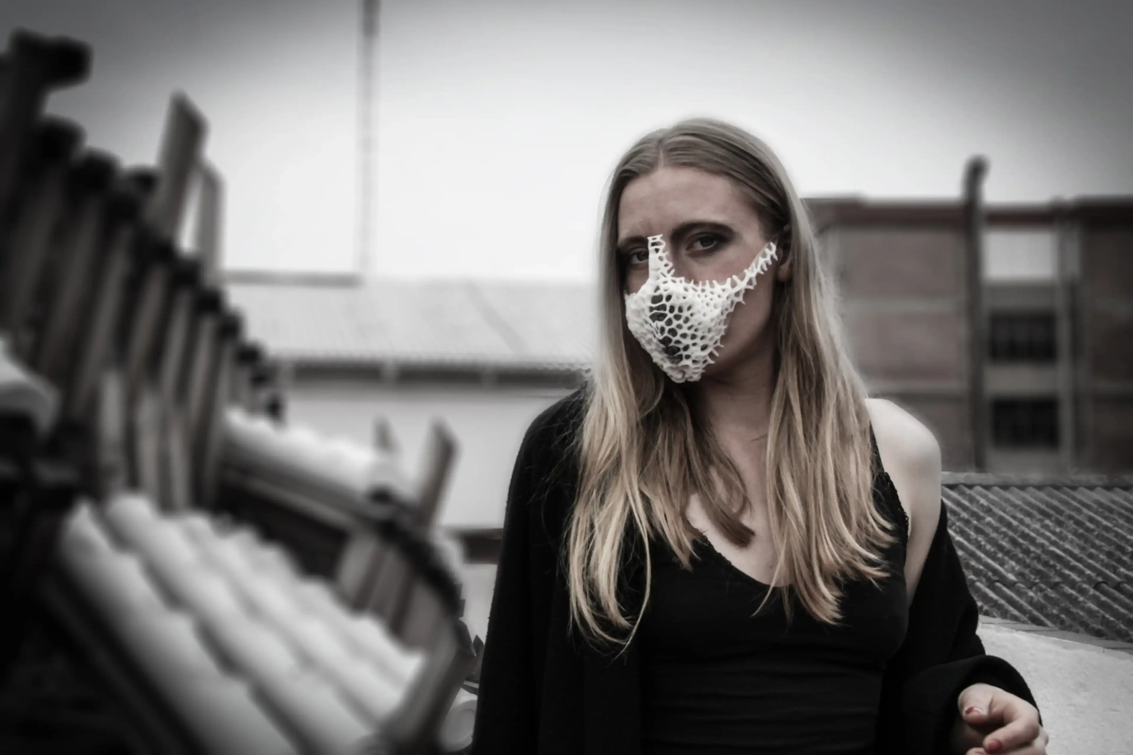 Adaptive Fashion: Procedural Design with Bio-Materials