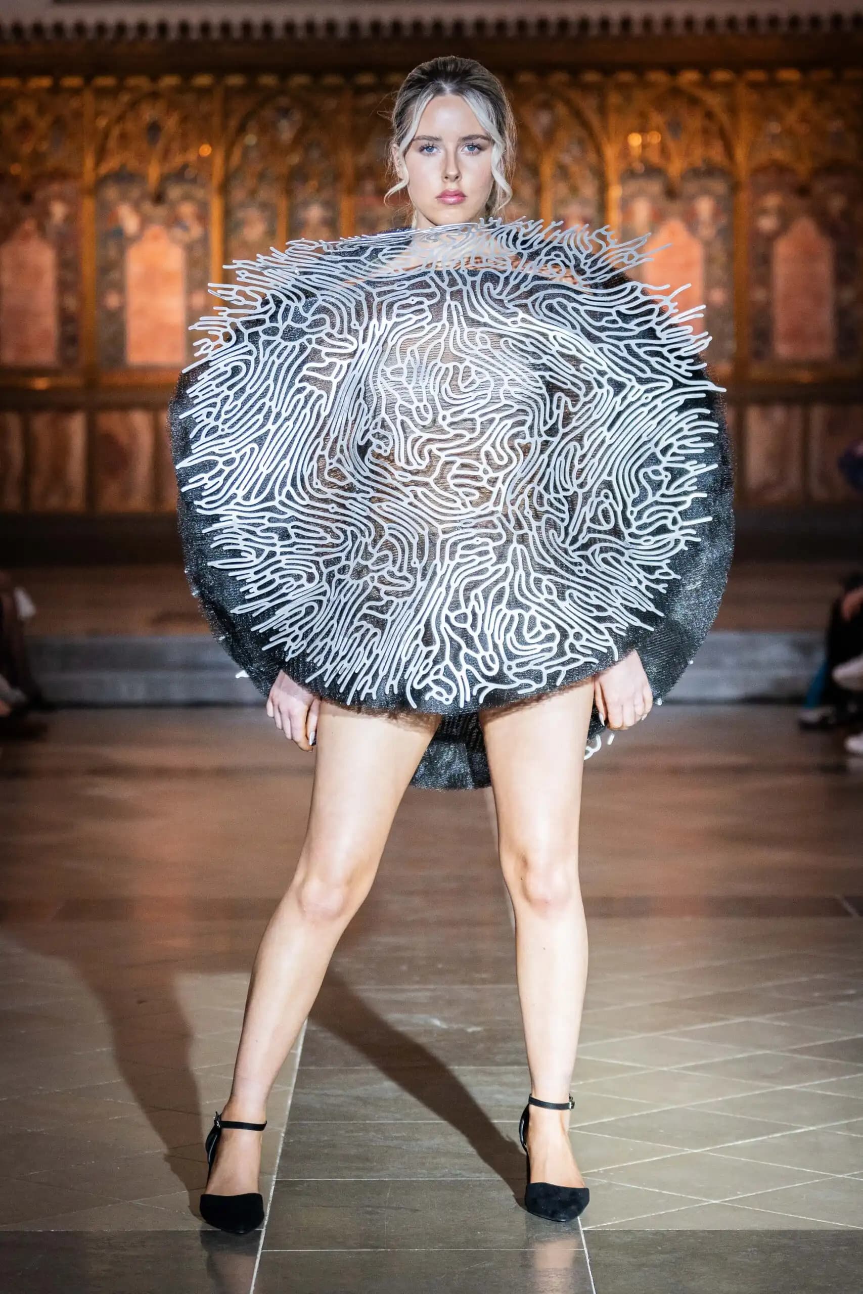 Parametric Threads: Architectural fashion by Gareth Volka — image 1