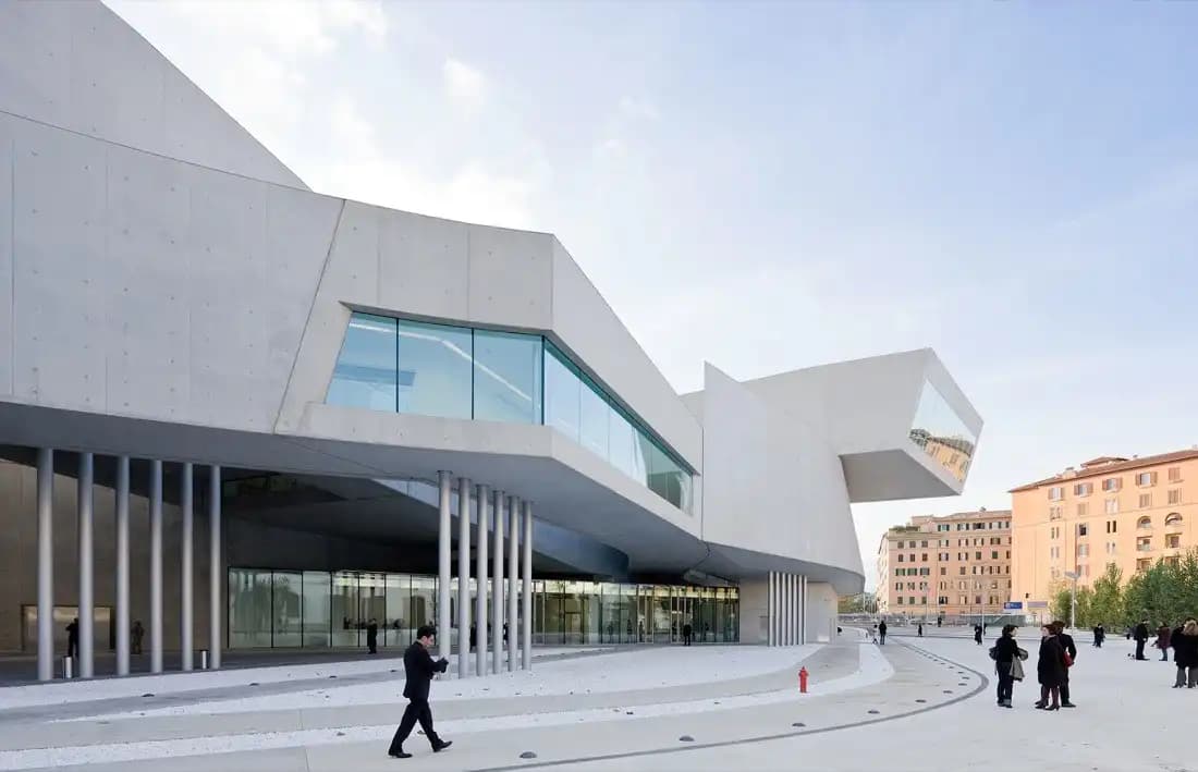 Pioneer of Modern Architecture: Zaha Hadid's 10 Iconic Projects