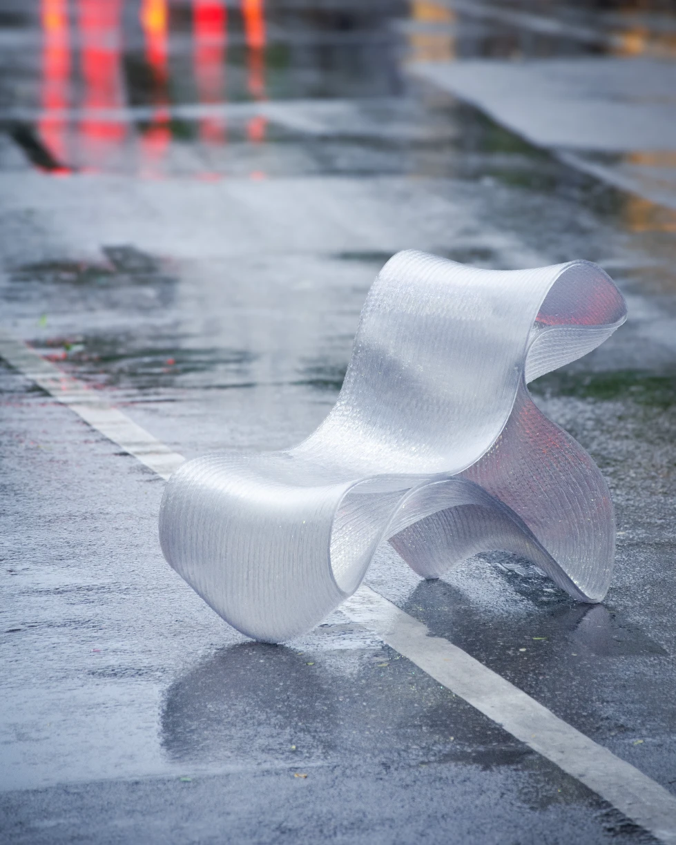 Monolithic Furniture: Large-Scale Additive Manufacturing