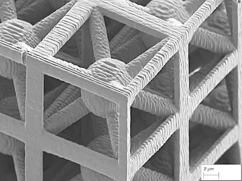 Microscopic acoustic metamateriaL comprising a braced-cubic design. Research courtesy of Portela, Rachel Sun, Jet Lem, and Yun Kai