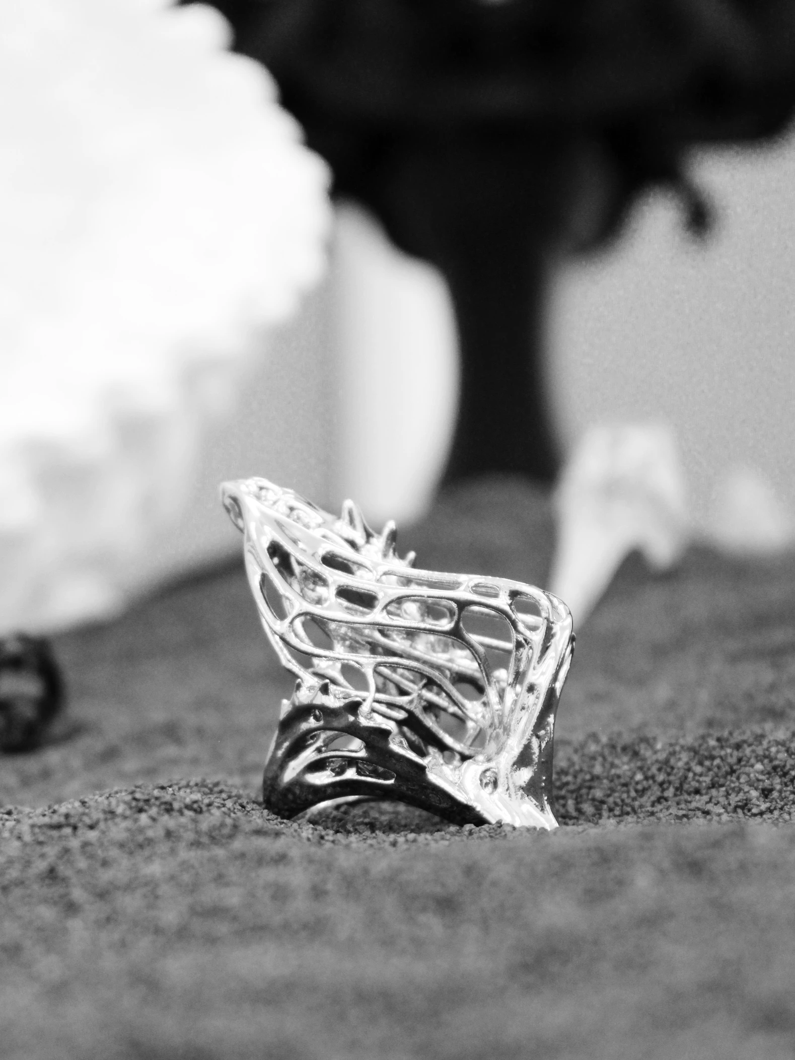 Dynamic Wearables for Fashion Design